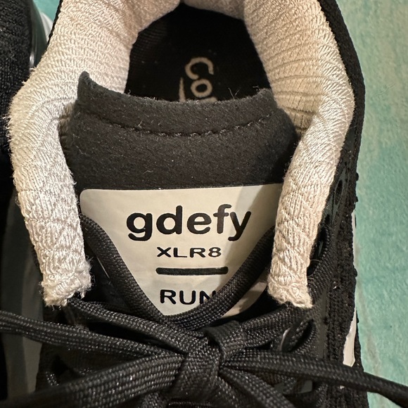 Gravity Defyer Women's Xlr8 Running Shoes
Sz: 9.5 - Picture 6 of 10